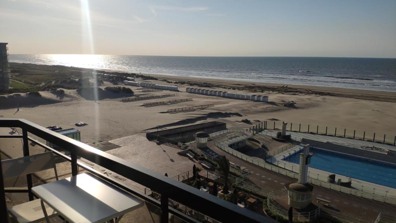 Zeezicht Vanop Het 6 De Verdiep Oostduinkerke Exterior foto