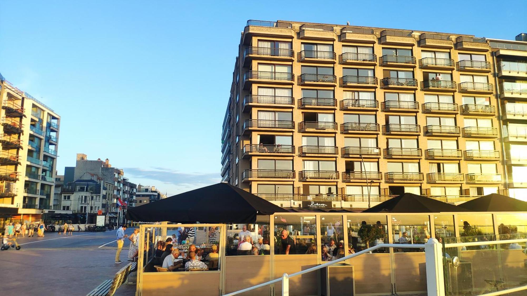 Zeezicht Vanop Het 6 De Verdiep Oostduinkerke Zimmer foto